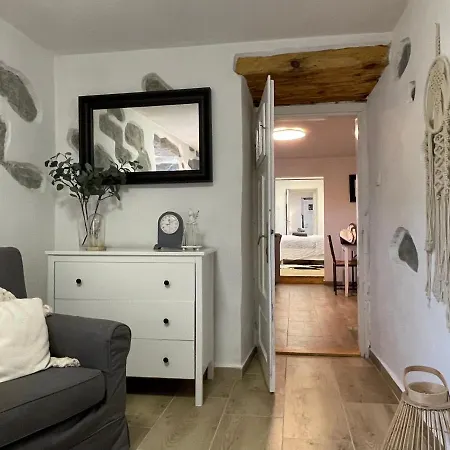 Romanticka S Krbem Feriehus