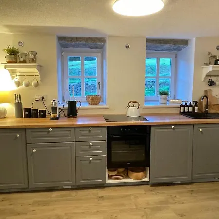 Romanticka S Krbem Ferienhaus