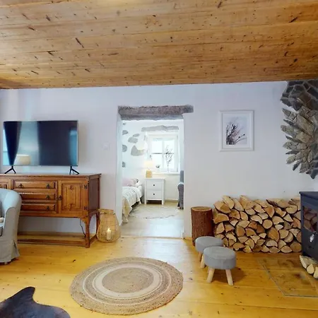 Romantická S Krbem Prázdninový dům Hořice na Šumavě
