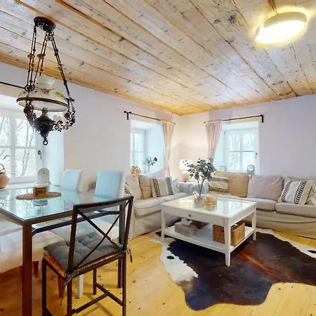 Romanticka S Krbem Ferienhaus *
