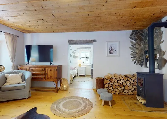 Romanticka S Krbem Vakantiehuis Hořice na Šumavě